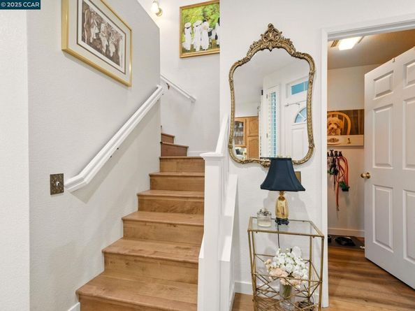 1923 Eagle Peak Ave, Clayton CA 94517