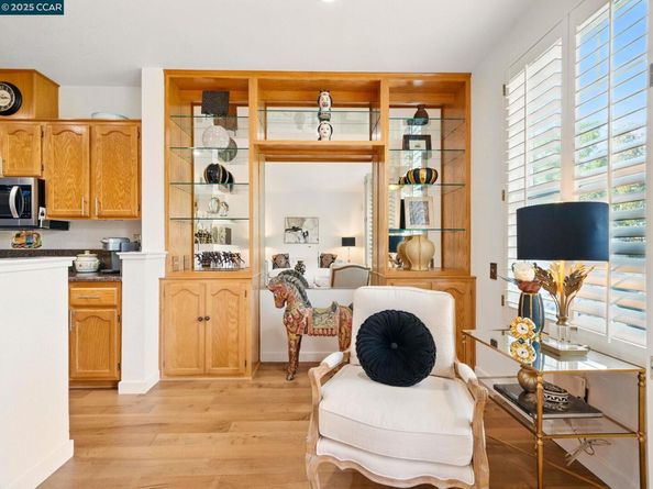 1923 Eagle Peak Ave, Clayton CA 94517
