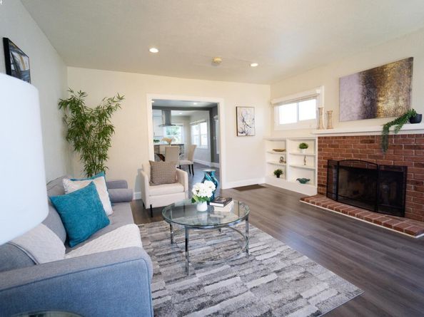 3027 Maxwell Ave, Oakland CA 94619