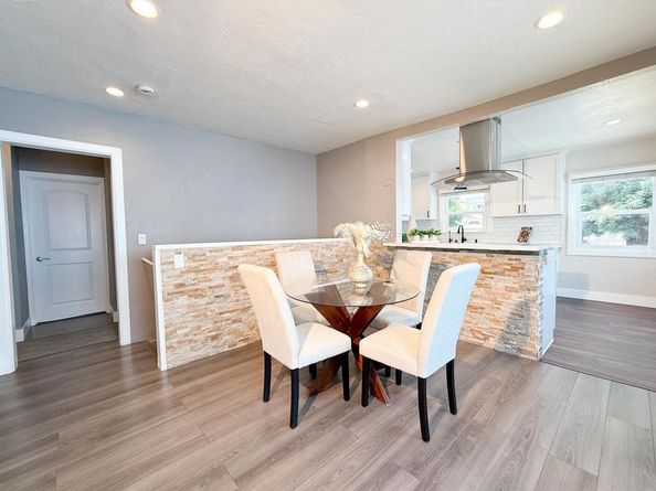 3027 Maxwell Ave, Oakland CA 94619