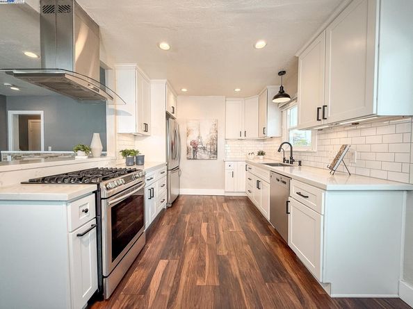 3027 Maxwell Ave, Oakland CA 94619