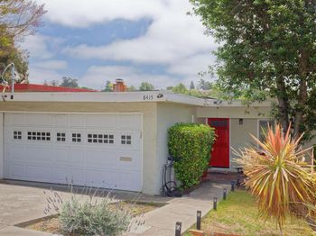 8415 Ney Ave