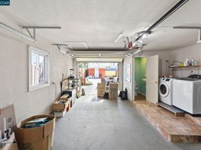 7447 Lockwood St, Oakland CA 94621
