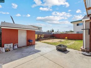 7447 Lockwood St, Oakland CA 94621