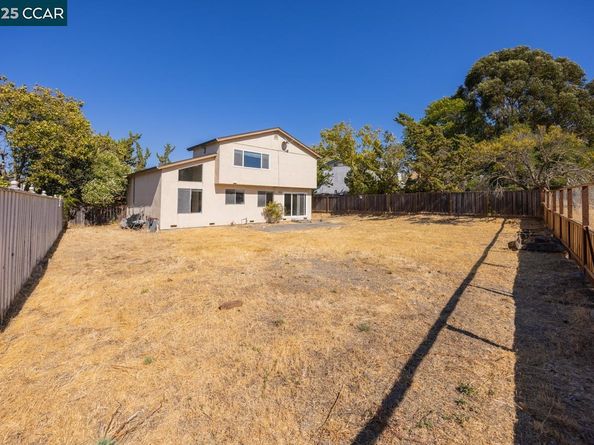 139 Thrush Ct, Hercules CA 94547