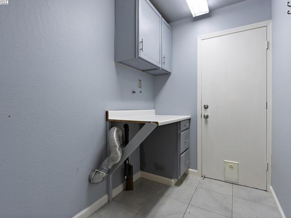 1237 Norwood Pl, Livermore CA 94550