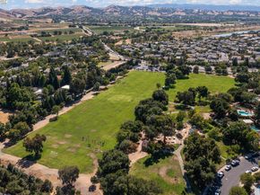 1237 Norwood Pl, Livermore CA 94550