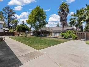 1237 Norwood Pl, Livermore CA 94550