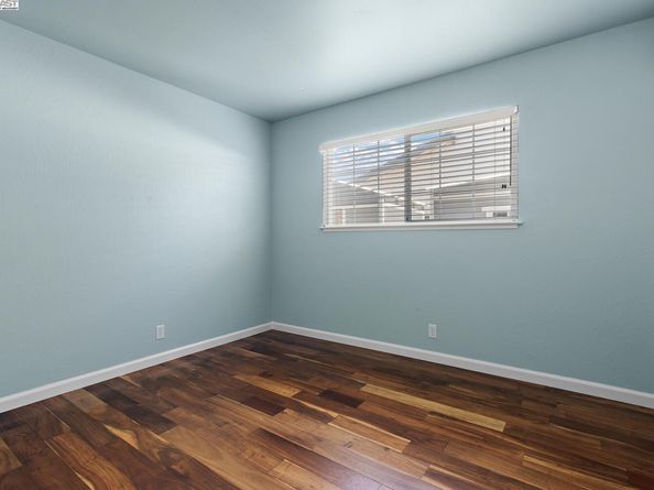 1237 Norwood Pl, Livermore CA 94550