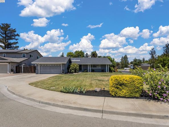1237 Norwood Pl, Livermore CA 94550