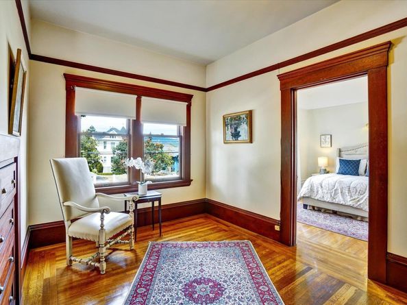 2056 Santa Clara Ave, Alameda CA 94501