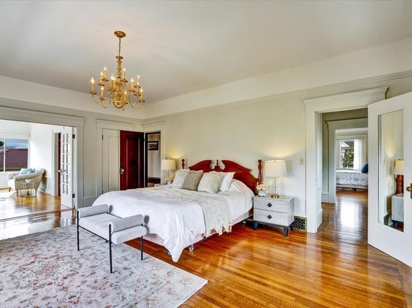 2056 Santa Clara Ave, Alameda CA 94501
