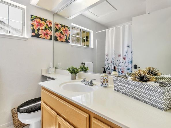 385 Kensington Cmn, Livermore CA 94551