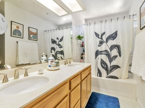 385 Kensington Cmn, Livermore CA 94551