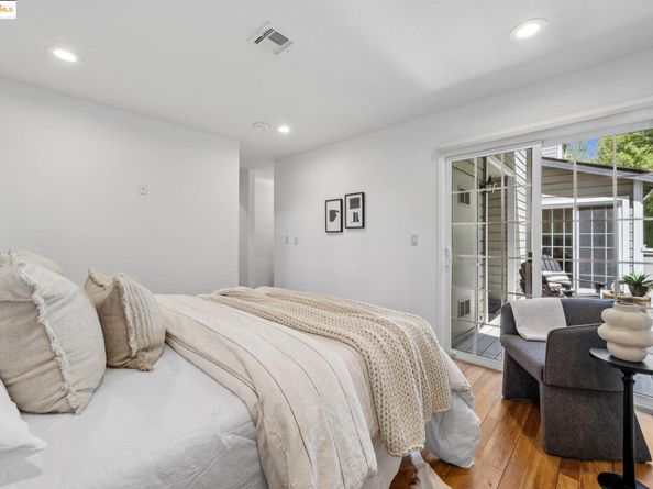 480 Canyon Oaks Dr G, Oakland CA 94605