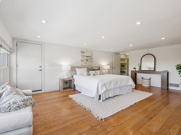 2140 Pullman Ave, Belmont CA 94002