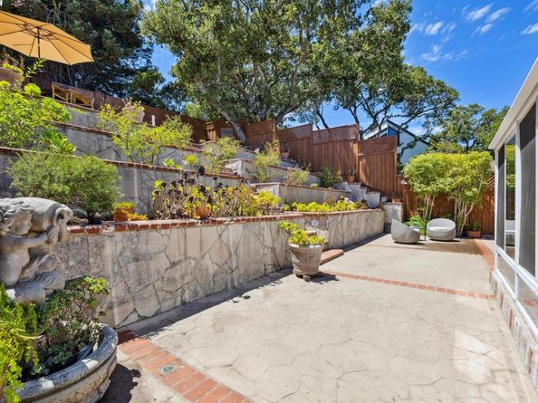 2140 Pullman Ave, Belmont CA 94002