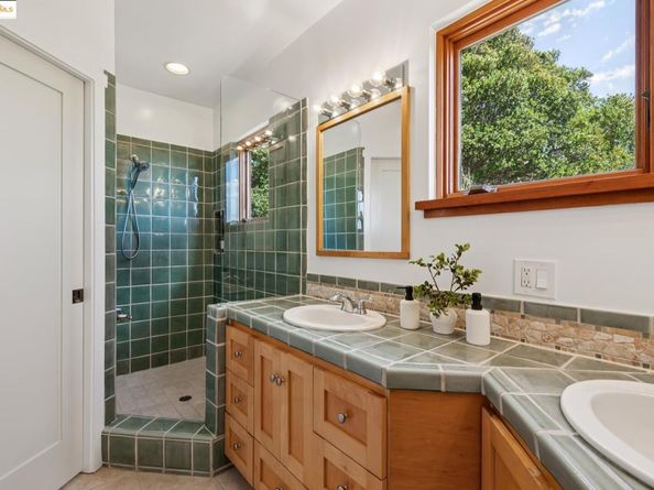 435 Tremont Avenue, Richmond CA 94801
