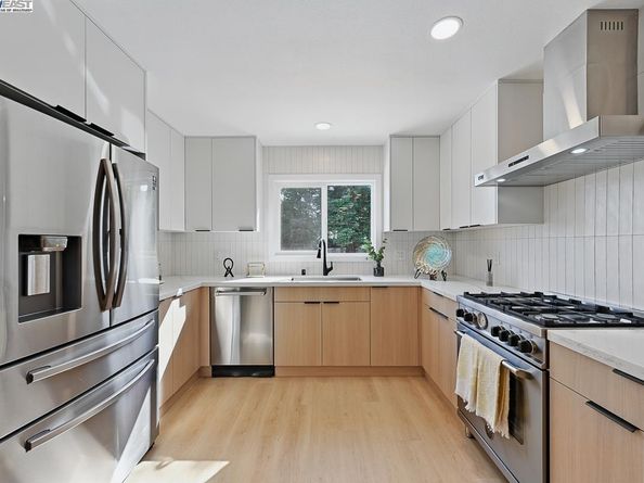 48 Garden Rd, Alameda CA 94502