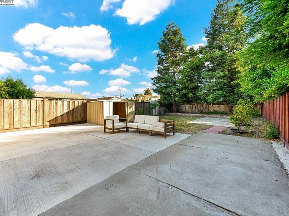 48 Garden Rd, Alameda CA 94502
