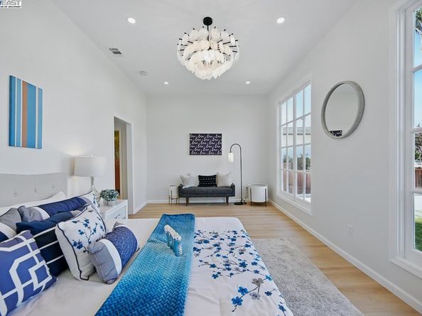 48 Garden Rd, Alameda CA 94502