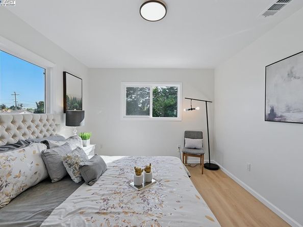 48 Garden Rd, Alameda CA 94502