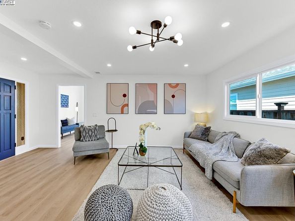 48 Garden Rd, Alameda CA 94502