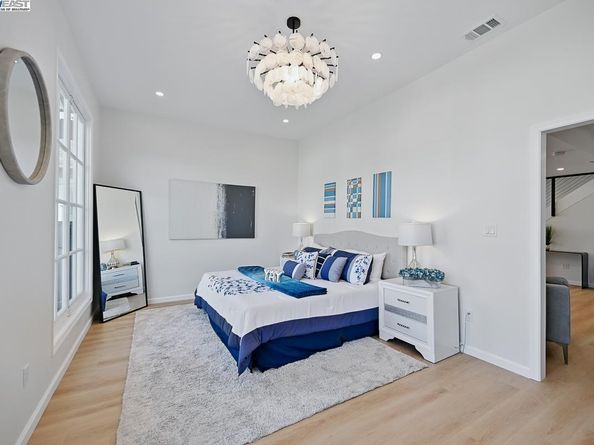 48 Garden Rd, Alameda CA 94502