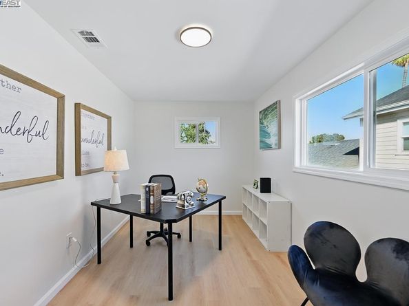48 Garden Rd, Alameda CA 94502