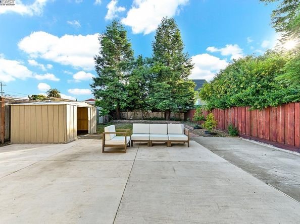 48 Garden Rd, Alameda CA 94502