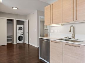 1160 Mission St 2010, San Francisco CA 94103