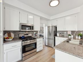 102 Waterview Dr, Richmond CA 94804