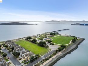 102 Waterview Dr, Richmond CA 94804
