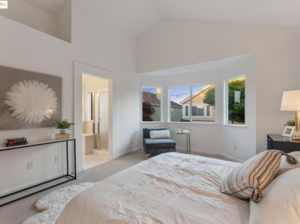 102 Waterview Dr, Richmond CA 94804