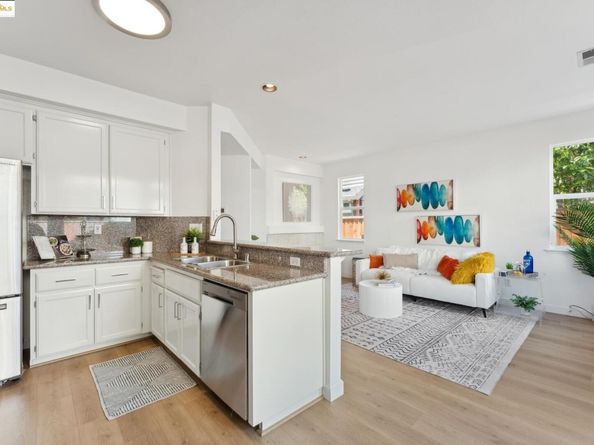 102 Waterview Dr, Richmond CA 94804