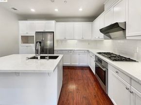 3609 Rocking Horse Ct, Dublin CA 94568