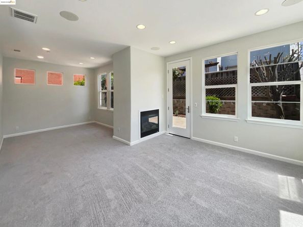 3609 Rocking Horse Ct, Dublin CA 94568