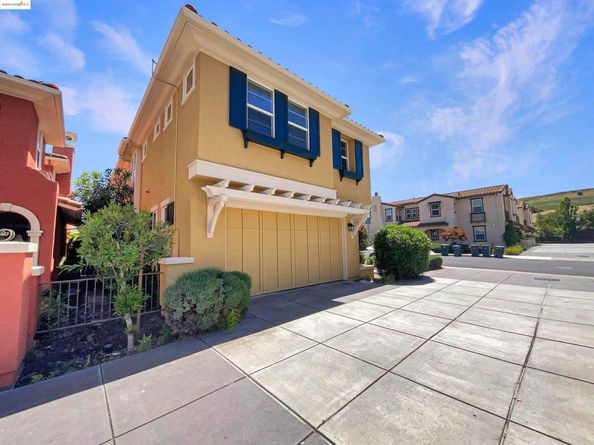 3609 Rocking Horse Ct, Dublin CA 94568