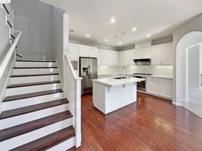 3609 Rocking Horse Ct, Dublin CA 94568