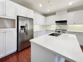 3609 Rocking Horse Ct, Dublin CA 94568