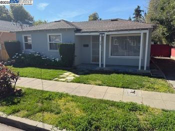 466 Rose Ave