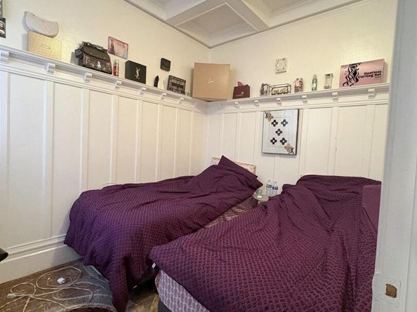 4592-4594 Mission St, San Francisco CA 94112