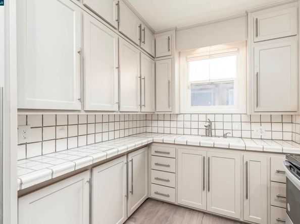 832 Mariposa Ave, Rodeo CA 94572