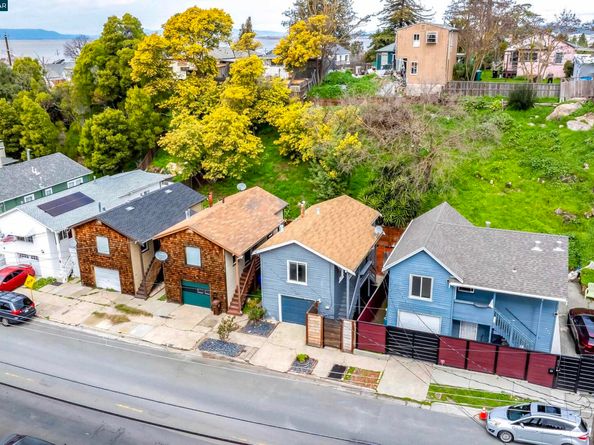 832 Mariposa Ave, Rodeo CA 94572