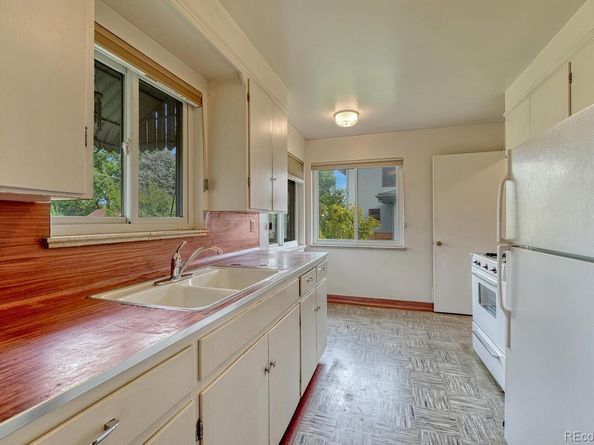 2981 S Cook Street, Denver CO 80210