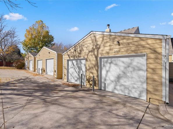 2021 S Balsam Street, Lakewood CO 80227