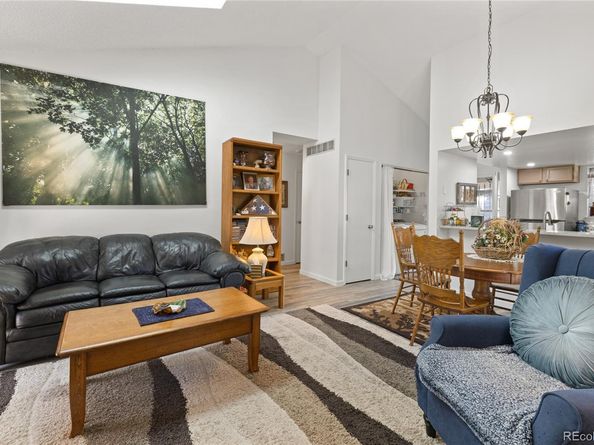 2021 S Balsam Street, Lakewood CO 80227