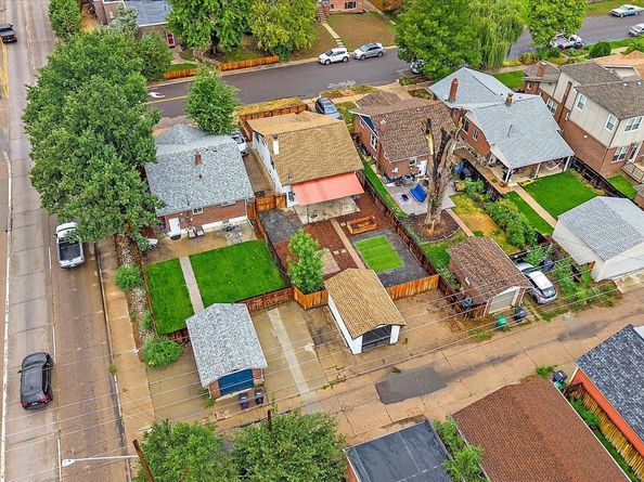 2082 S Lincoln Street, Denver CO 80210