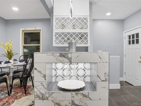 Undisclosed Address #1712388, Englewood CO 80110