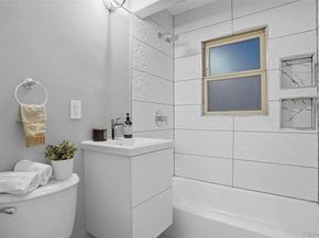 Undisclosed Address #1712388, Englewood CO 80110